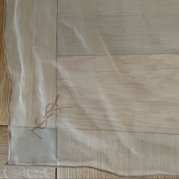 Vintage YSL Pocket Square - Picture 5 of 5